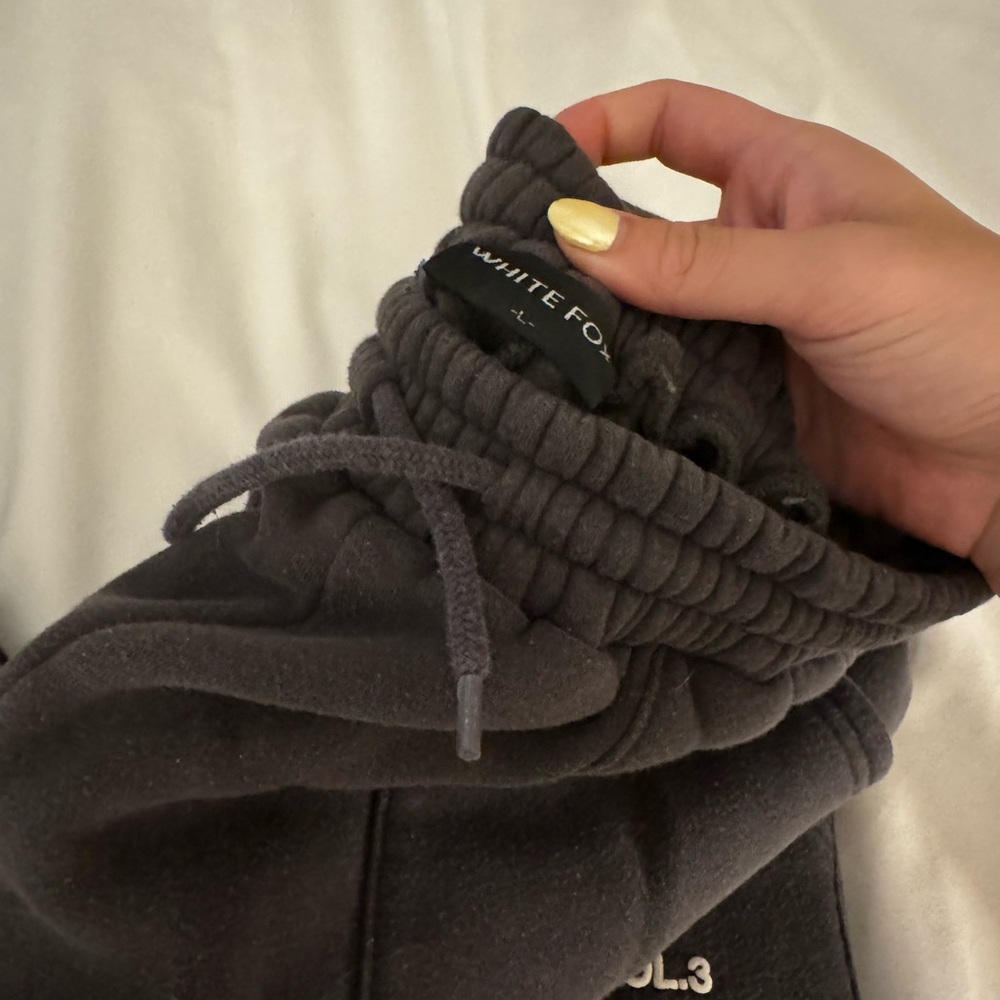 White Fox Boutique Black Sweatshirt & Hoodie Set - Picture 9 of 10